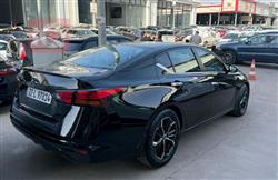 نیسان ئەلتیما